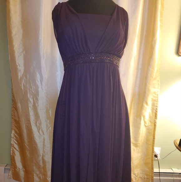 David's Bridal Dresses & Skirts - Beautiful Eggplant colored dress size 16